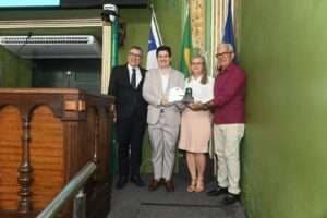 Colunista da Band Conquista é homenageado na Câmara de Salvador